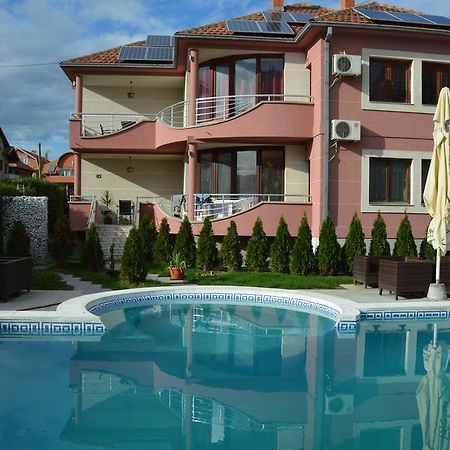 Poseidon Apartment Ni Eksteriør billede