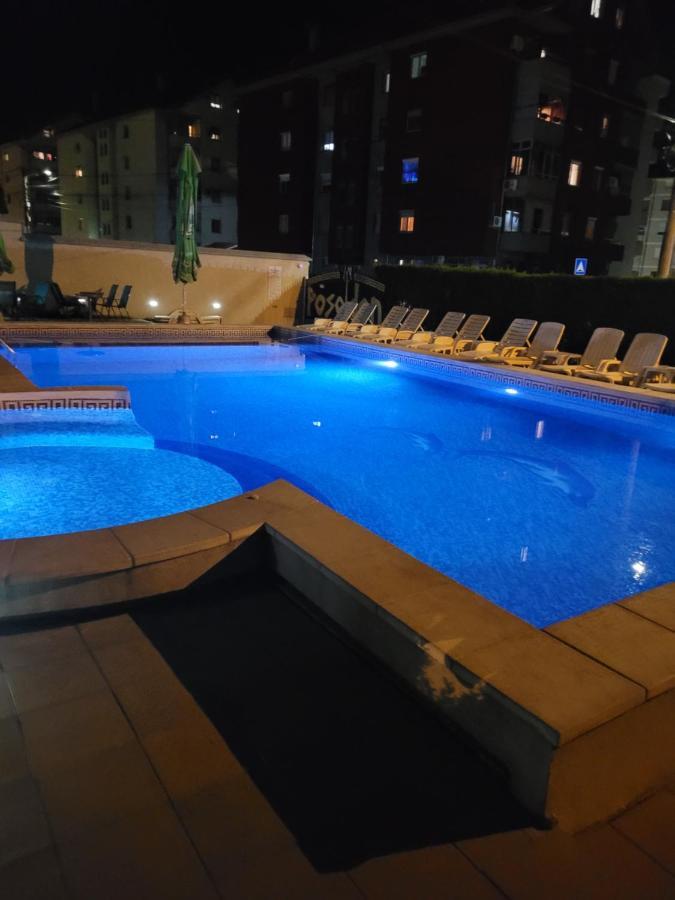 Poseidon Apartment Ni Eksteriør billede