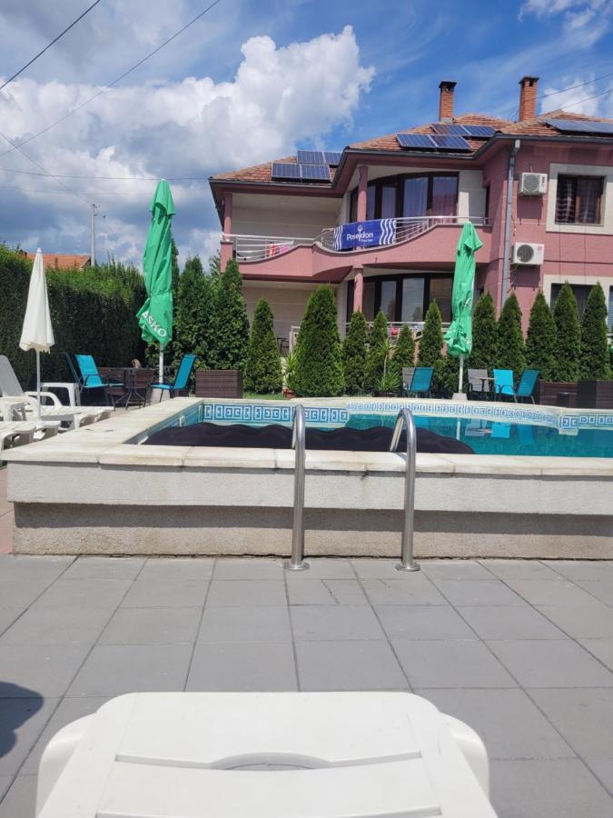 Poseidon Apartment Ni Eksteriør billede