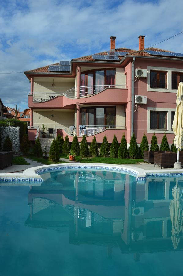 Poseidon Apartment Ni Eksteriør billede