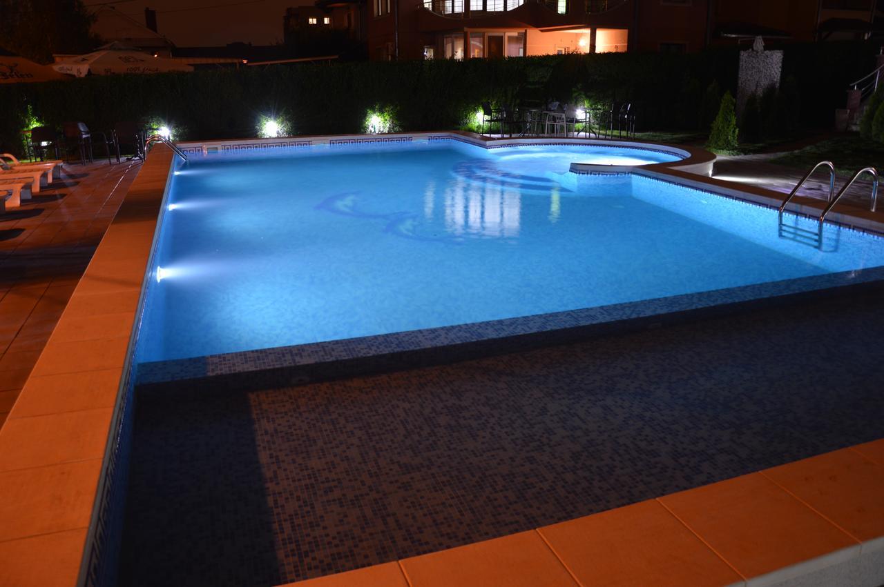 Poseidon Apartment Ni Eksteriør billede