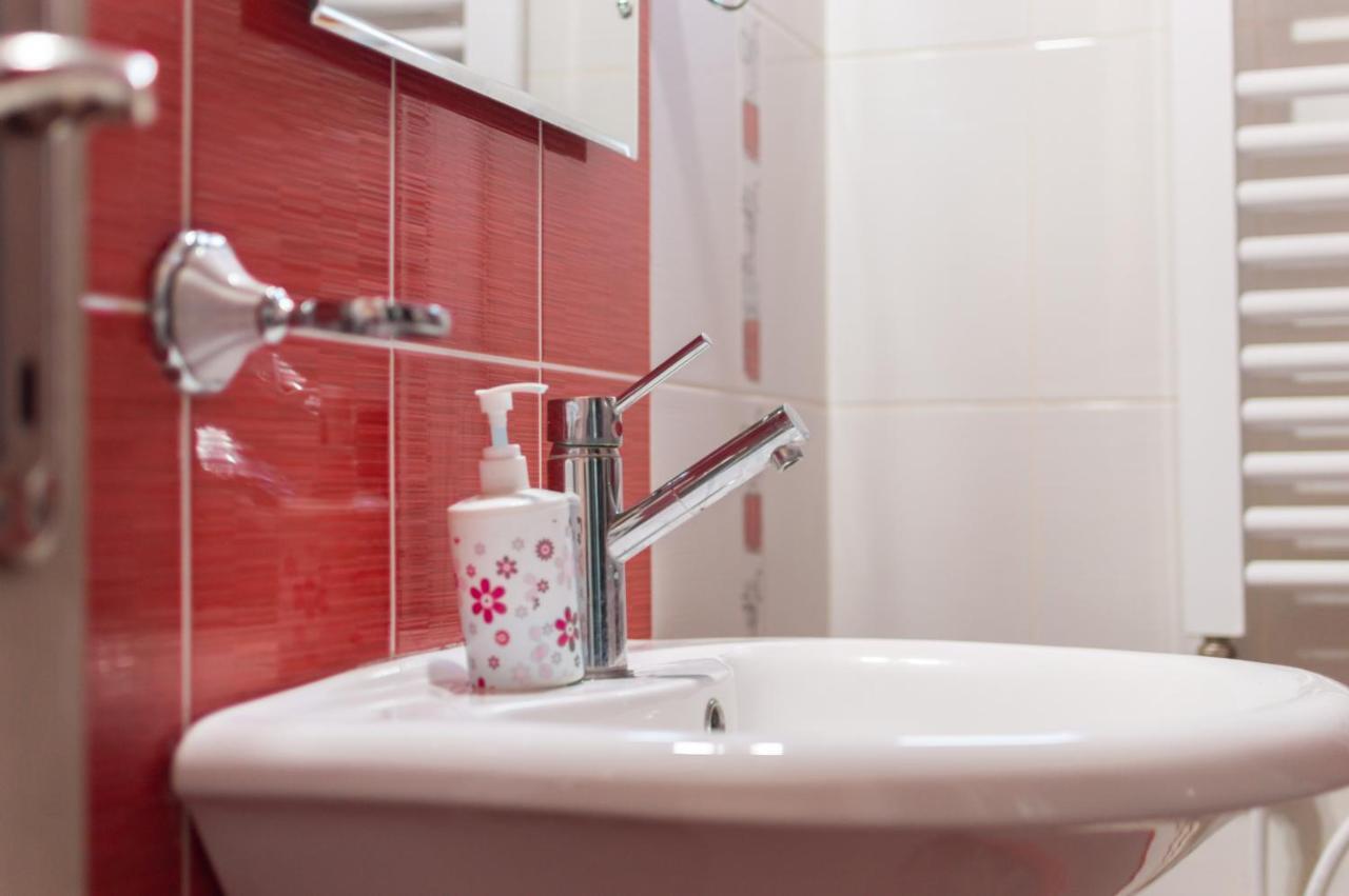 Poseidon Apartment Ni Eksteriør billede